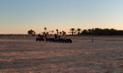 Comment Réserver un Circuit Désert dans le Sud Tunisien sans se Ruiner